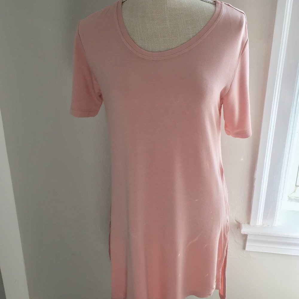 Ugg salmon short sleeve nightdress size small